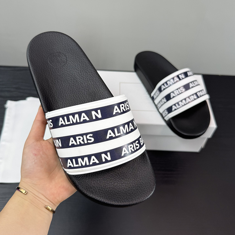 Men's Slip-On Sandals 2025 New Outdoor Slide Shoes Letter Slippers Beach Shoes Factory Wholesale Shoe Manufacturer