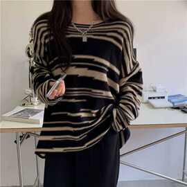 初秋条纹针织衫女装2025早秋新款韩版复古宽松慵懒风长袖港味上衣