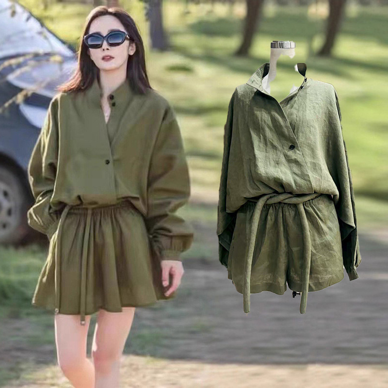 In-Stock Cross-Border 2025 New Model Jumpsuit, Same Style As杨幂, Green Long-Sleeve Autumn Waist-Cinching Slimming Wide-Leg Short Skirt In-Stock Cross-Border 2025 New Model Jumpsuit, Same Style As杨幂, Green Long-Sleeve Autumn Waist-Cinching Slimming Wide-Leg Short Skirt