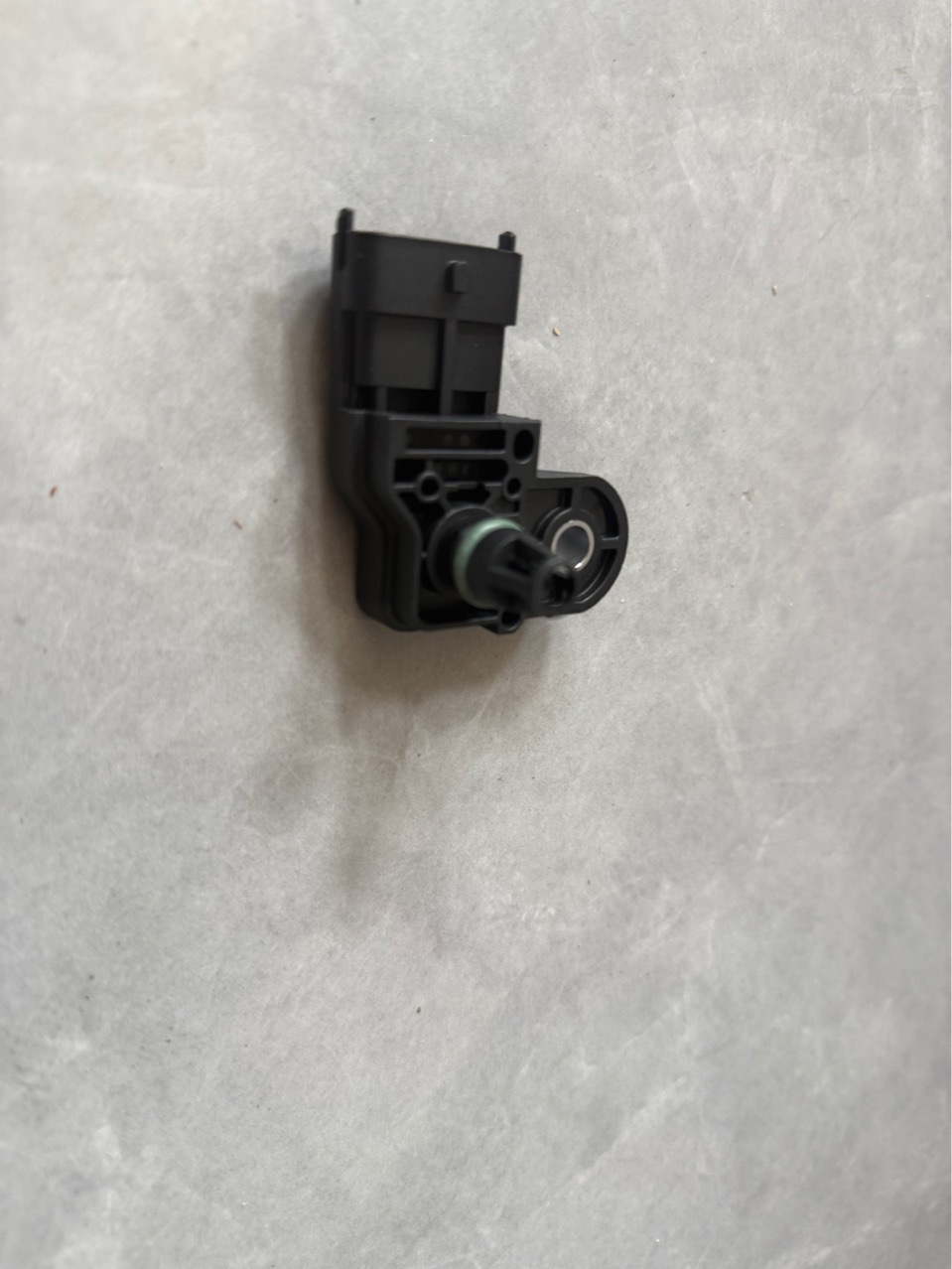 Suitable for Ssangyong Korando Intake Pressure Sensor 1720940048