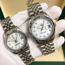 �ڼҹ���Ȧ�g����־�ֱ��ձ�8215�Cе��ᔗl����P��ʿ�ʽ�a�ӱ�