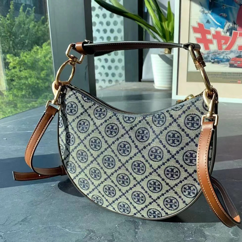 Tortyburch2025 New Retro Vintage Floral Print Moon Bag with a High-End Feel, Fashionable Single-Shoulder Underarm Women's Bag Trend Tortyburch2025 New Retro Vintage Floral Print Moon Bag with a High-End Feel, Fashionable Single-Shoulder Underarm Women's Bag Trend