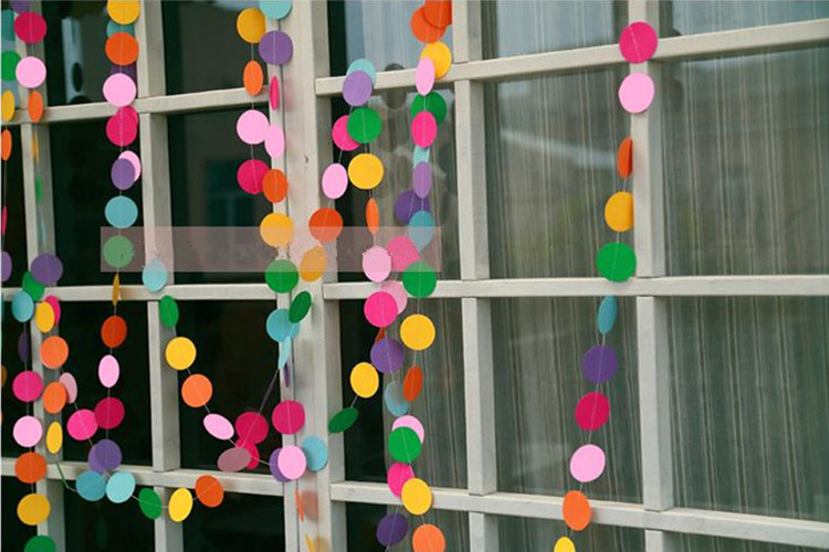 Festbanderoller och triangulära vimplar för skolfester_voghion.com