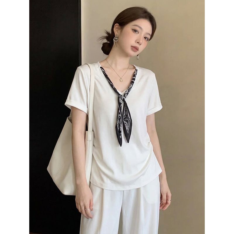 Plus-Size Pure Cotton V-Neck Silk Scarf Waist-Cinching Short-Sleeve T-Shirt for Women, Summer 2026 New Style, for Curvy Women, Regular Shoulder, Tummy-Concealing, Slimming Top Plus-Size Pure Cotton V-Neck Silk Scarf Waist-Cinching Short-Sleeve T-Shirt for Women, Summer 2026 New Style, for Curvy Women, Regular Shoulder, Tummy-Concealing, Slimming Top