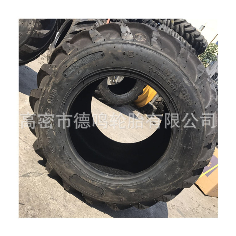 Suministro de fábrica neumático agrícola 26x12,00-12 neumático cortacésped de espiga