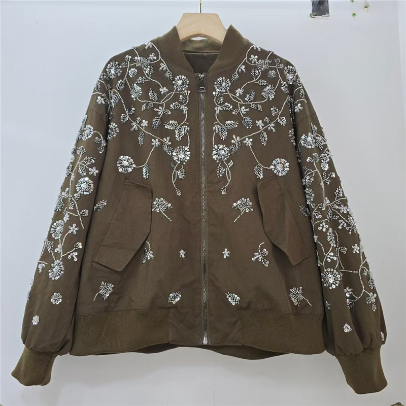 2025 otoño y invierno nuevo estilo de industria pesada clavos de flores chaqueta de béisbol chaqueta de mujer casual suelta chaqueta versátil