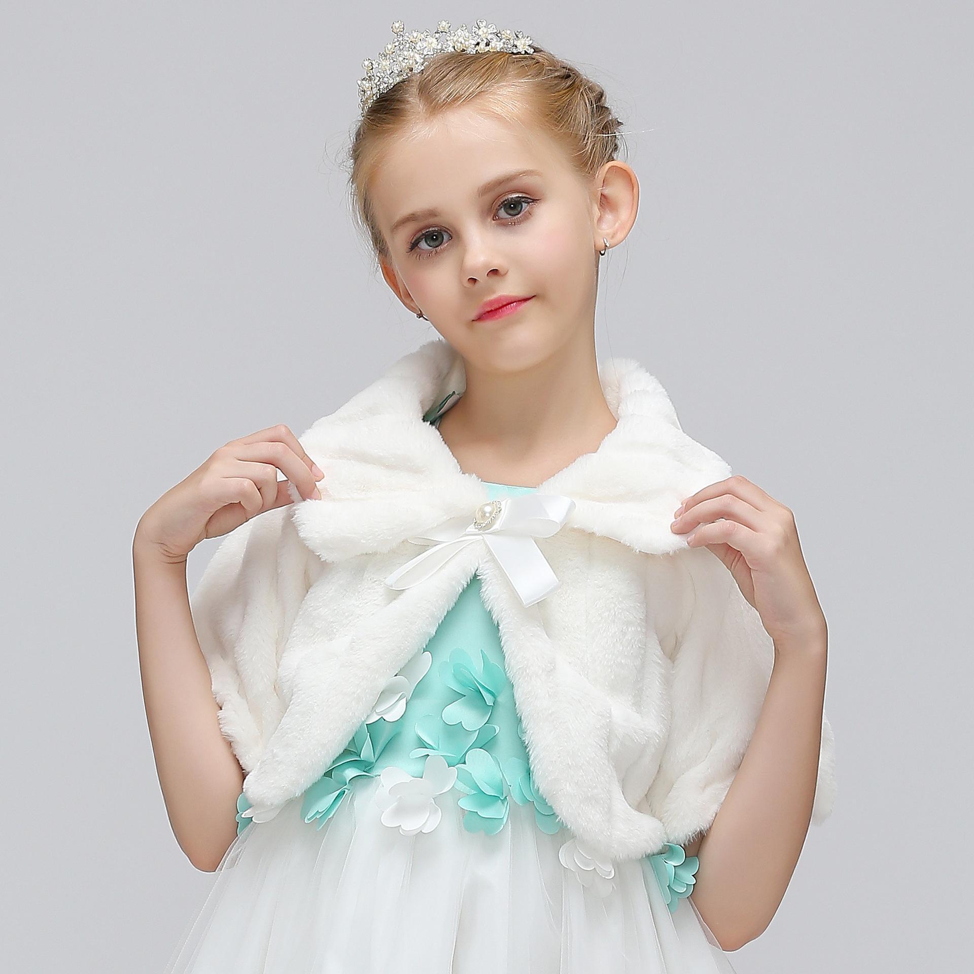 Nuevo Comercio exterior transfronterizo de las niñas lindo mantón europeo y americano de felpa cálido chal niñas vestido chal abrigo