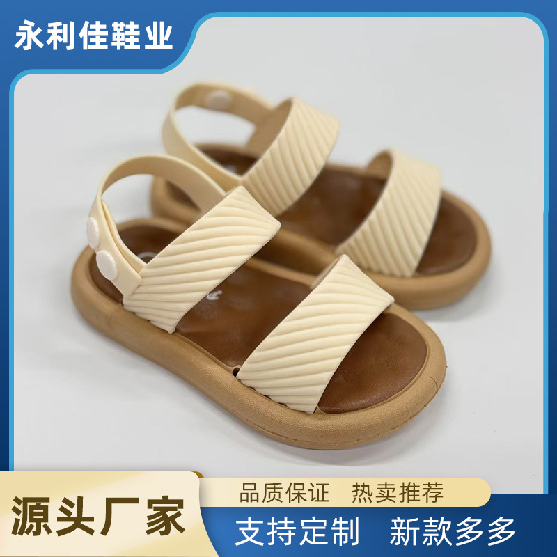 Fábrica fría de sandalias antideslizantes de fondo suave proveedor directo de electricidad de comercio exterior nuevo niño pequeño y mediano verano