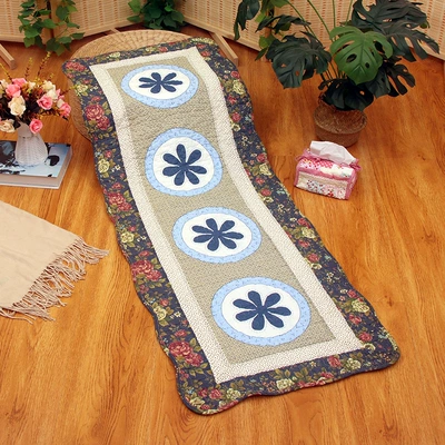 Avtomobil döşəmə paspasları – Fabric Quilted Anti-Slip Patchwork Living - seven-leaf-flower-bedside-mat-or-car-mat-for-rear-seat-50x135cm