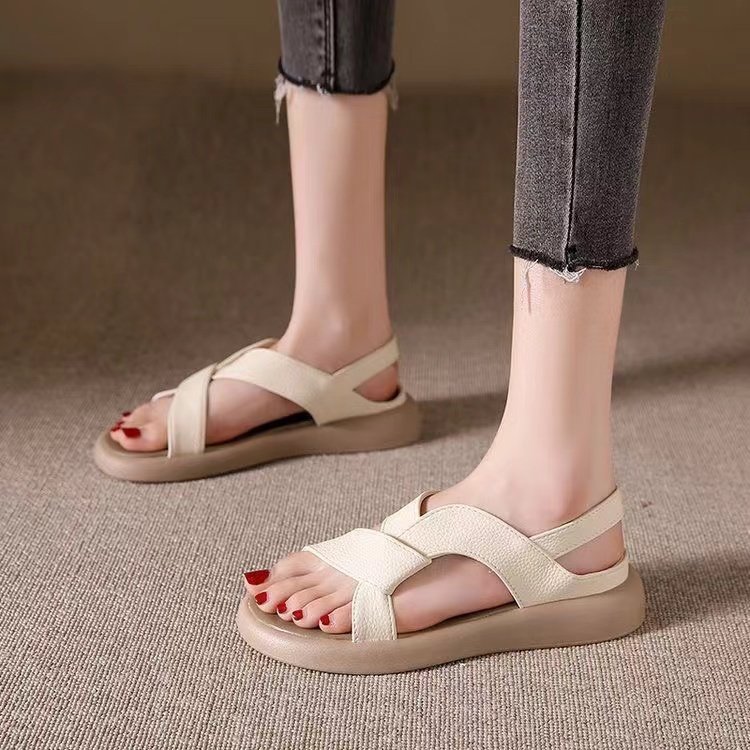 Sandalias de mujer con suela suave y gruesa 2026 verano nueva moda versátil viajes de playa de playa zapatos romanos