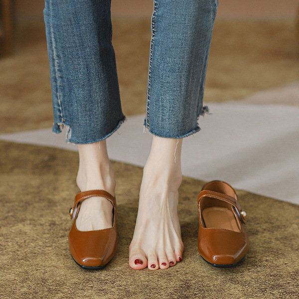 Fashionable romantic and delicate retro Mary Jane shoes square toe…