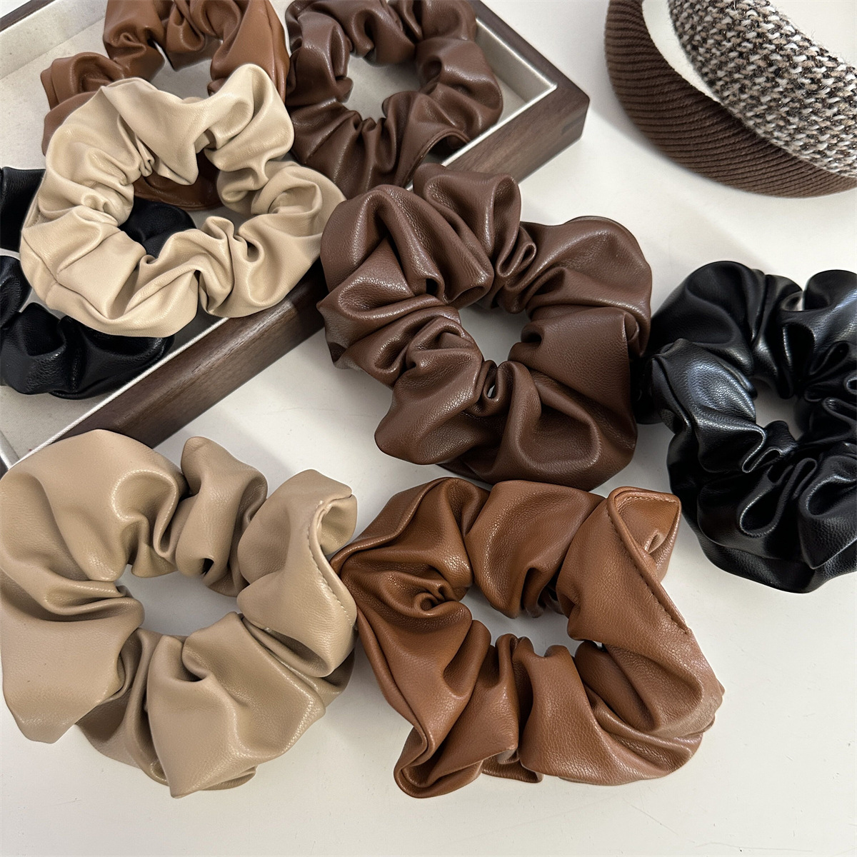 Δερμάτινο δαχτυλίδι για το παχύ έντερο υψηλής ποιότητας, μεγάλο, μικρό μέγεθος, δαχτυλίδι μαλλιών, απαλό καφέ, σειρά αλογοουρά, μαλλιά με στρογγυλή κεφαλή, αξεσουάρ μαλλιών, σχοινί, νέο_voghion.com