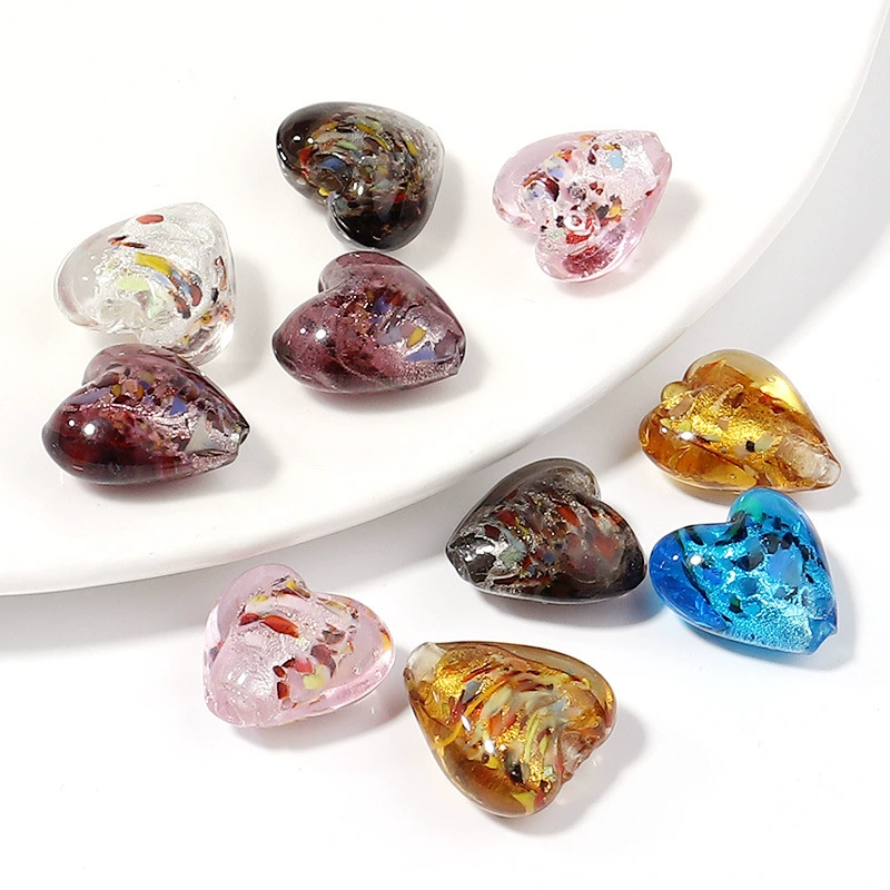 Застекленные бусины ручной работы с прозрачным покрытием в форме сердца