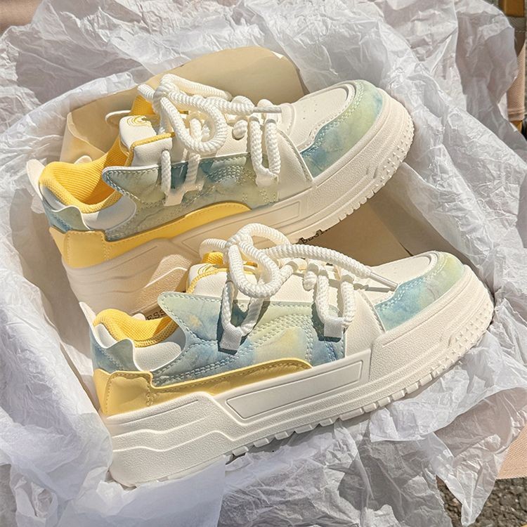 Leche fu gruesa zapatos blancos para mujeres 2025 otoño nuevo explosivo versátil estudiantes zapatos de plancha suave zapatos deportivos casuales