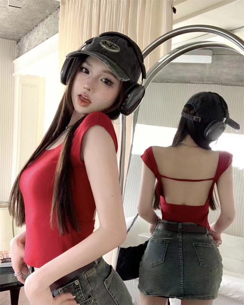 빨간색