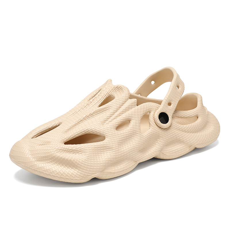Pantuflas zapatos con agujeros en el exterior de verano Sandalias de playa al aire libre para hombres Sandalias al aire libre para hombres nuevos