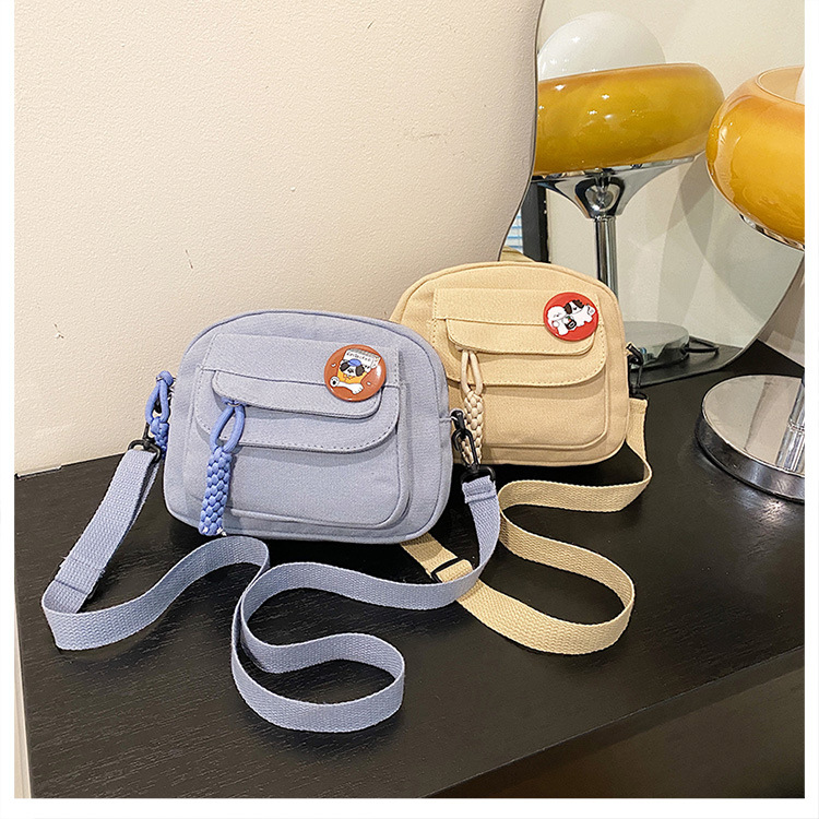 Frau Klein Segeltuch Einfarbig Basic Reißverschluss Schultertasche display picture 6