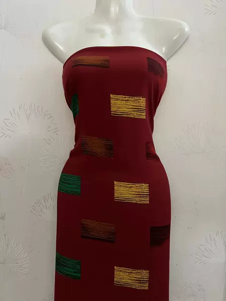 Cube dark red