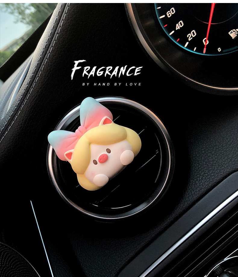 Retro pig Princess car aromatherapy car air outlet perfume decoration fragrance Stone car interior decoration accessories ladies