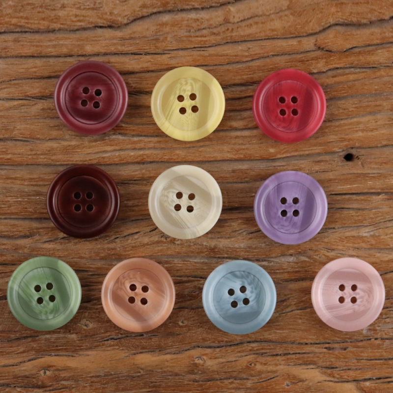 Round-Edged Colorful Mulberry Red Simple High-End Resin Buttons for All-Season Clothing, Sweaters, Cardigans, Suits, and Coats