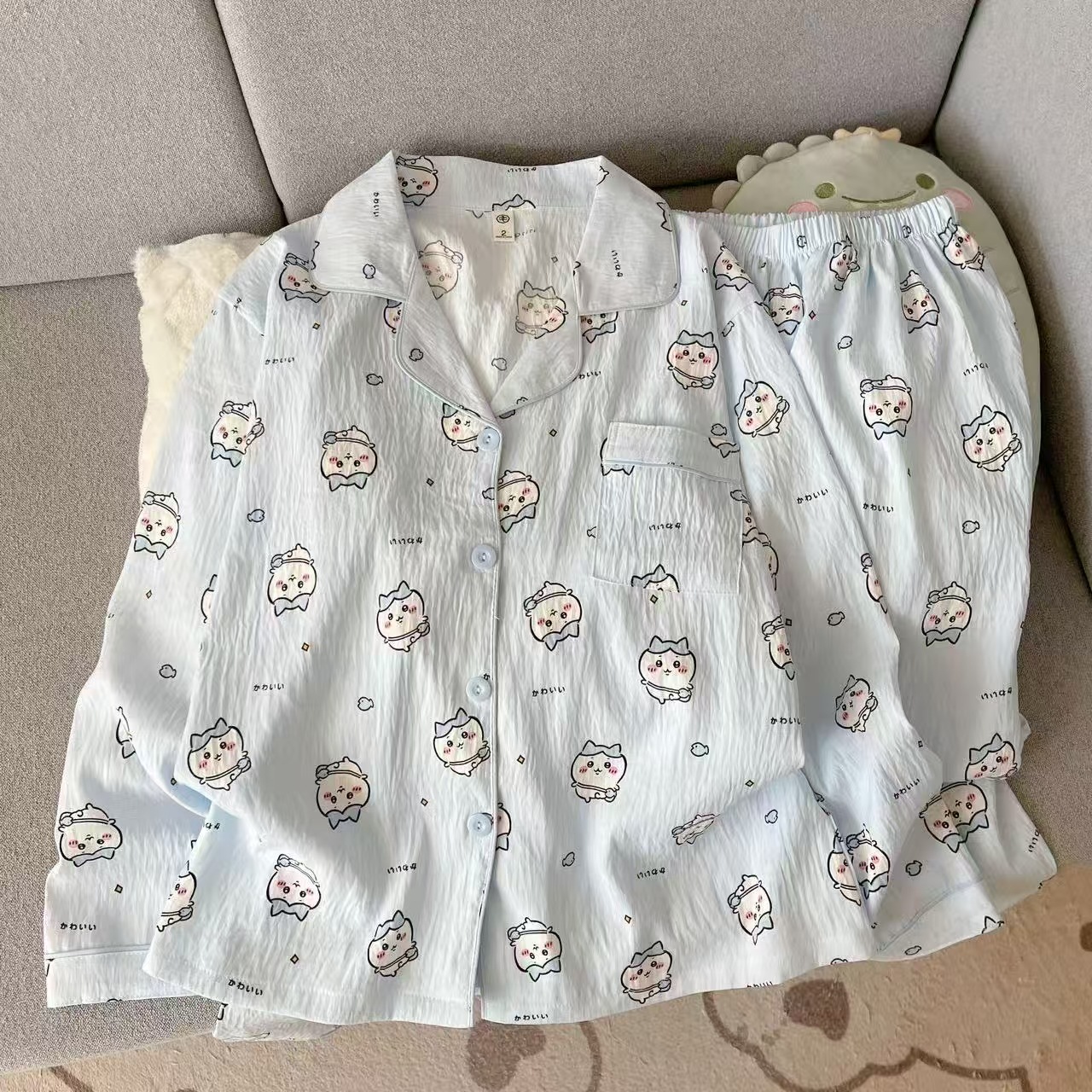 Al por mayor transfronterizo nubes de otoño pijamas de manga larga pantalones cardigans de dibujos animados con solapa linda ropa de hogar