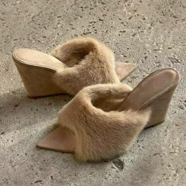 女式时装单鞋;女式皮靴;高跟凉鞋