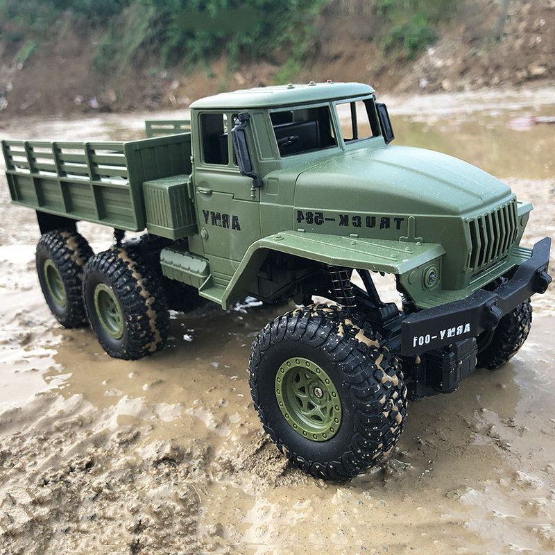 Large simulation off-road military card remote control car Wireless climbing four-wheel drive car model high-speed car children's toy boy