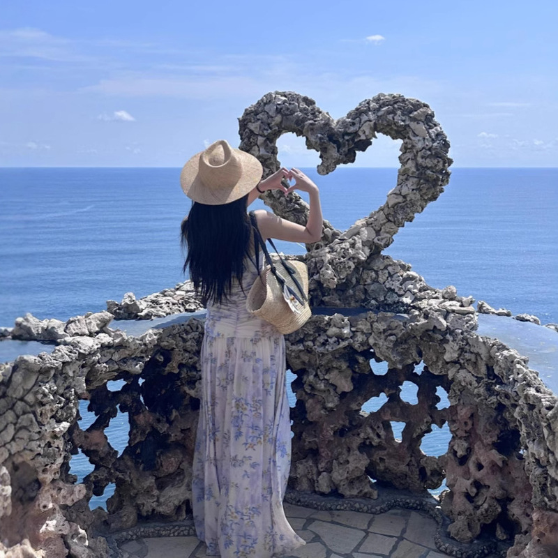 多巴胺海岛穿搭绝美沙滩裙超仙巴厘岛度假碎花挂脖连衣裙女夏收腰|undefined