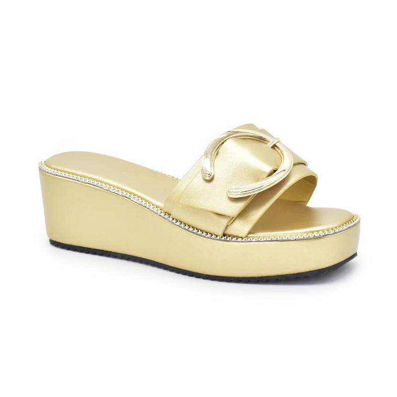 Cross-border in stock Metal Buckle Platform Shoes High-height Shoes Daily Casual Sandals Slippers Solid Color Type Cross-border in stock Metal Buckle Platform Shoes High-height Shoes Daily Casual Sandals Slippers Solid Color Type