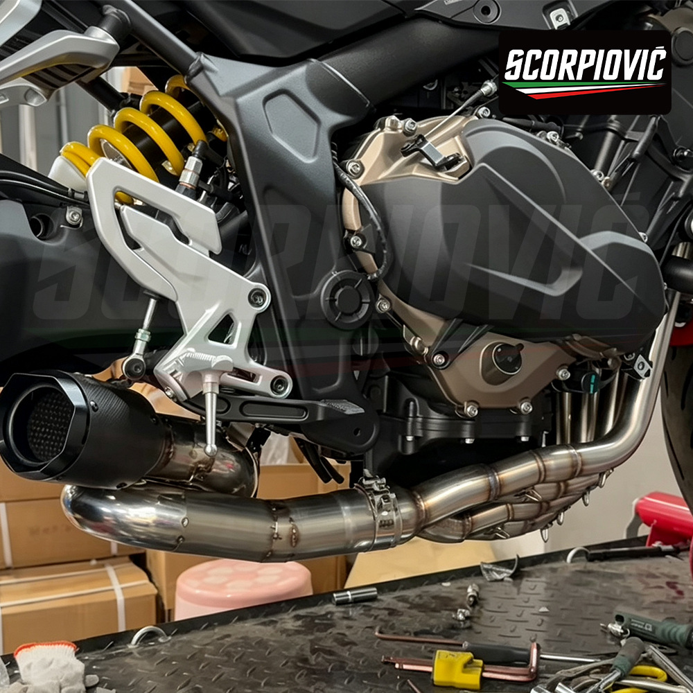 Motorcycle exhaust pipe full system modification suitable for Qianjiang Sai 600 680CC, including front and rear sections