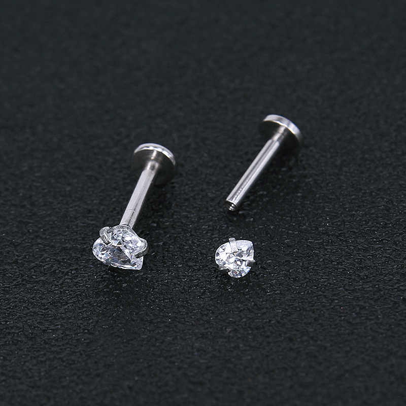 Pointed titanium steel lip stud product view