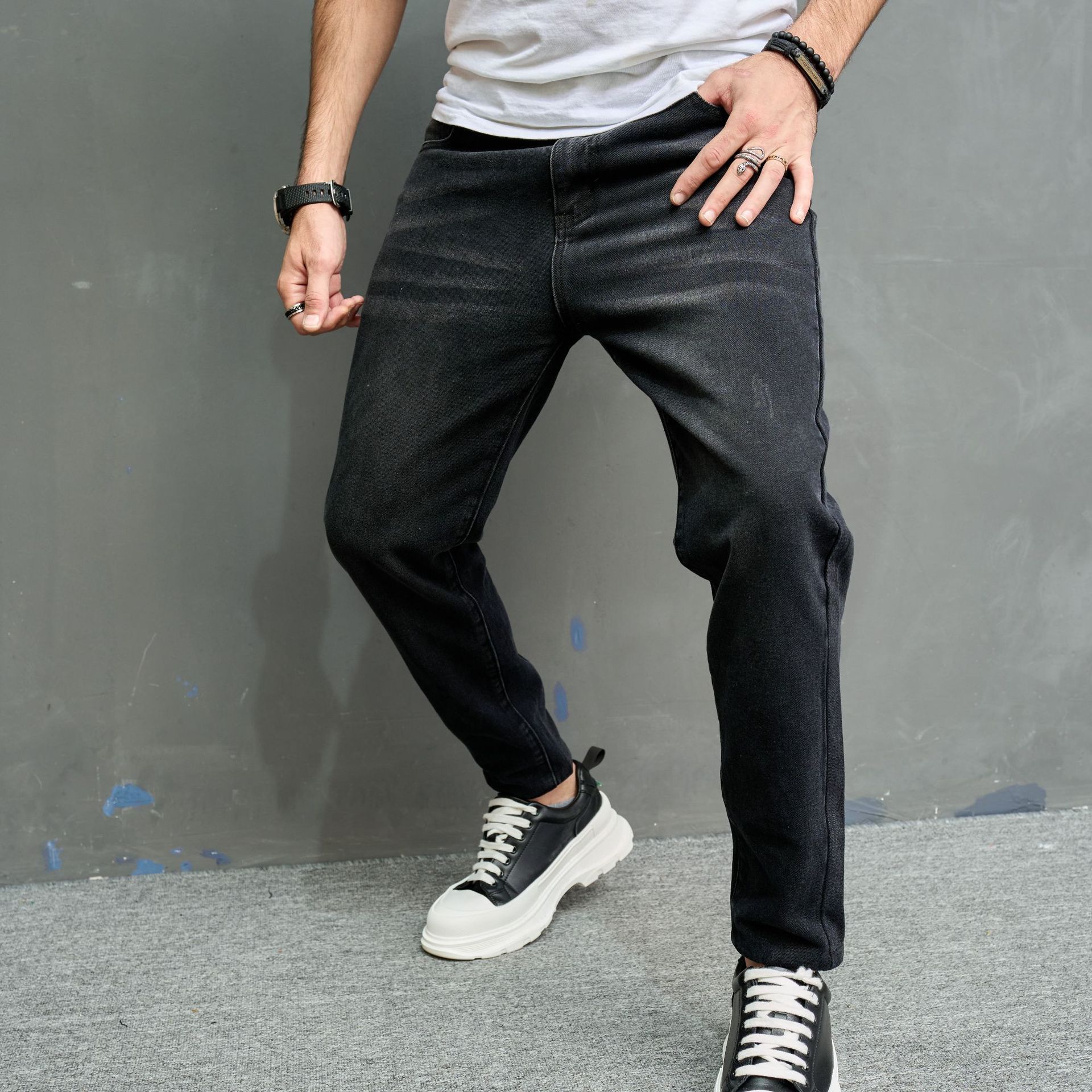 Casual Look with Stretch Jeans
