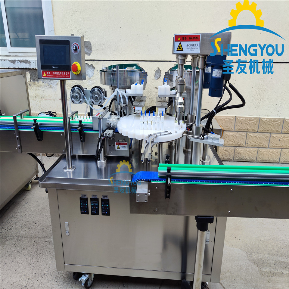 保湿喷雾剂灌装机 全自动压盖灌装机 化妆品补水喷雾塑料瓶灌装机