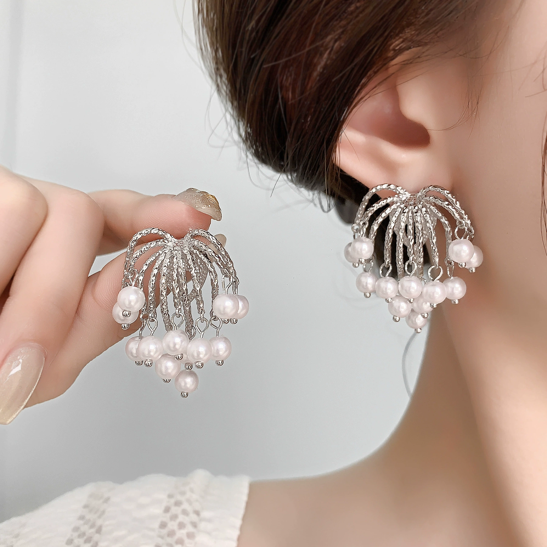 Модные изысканные коралловые серьги с жемчужиной и цирконием, стиль light luxury, стиль высокого качества, простой и элегантный дизайн