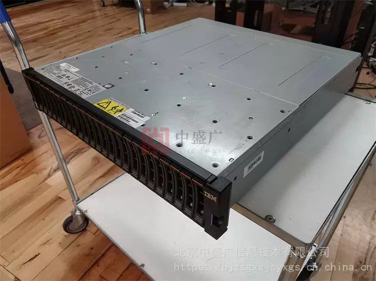 Подержанный IBM Storwize V5000 серия хранения продажи и техническое обслуживание