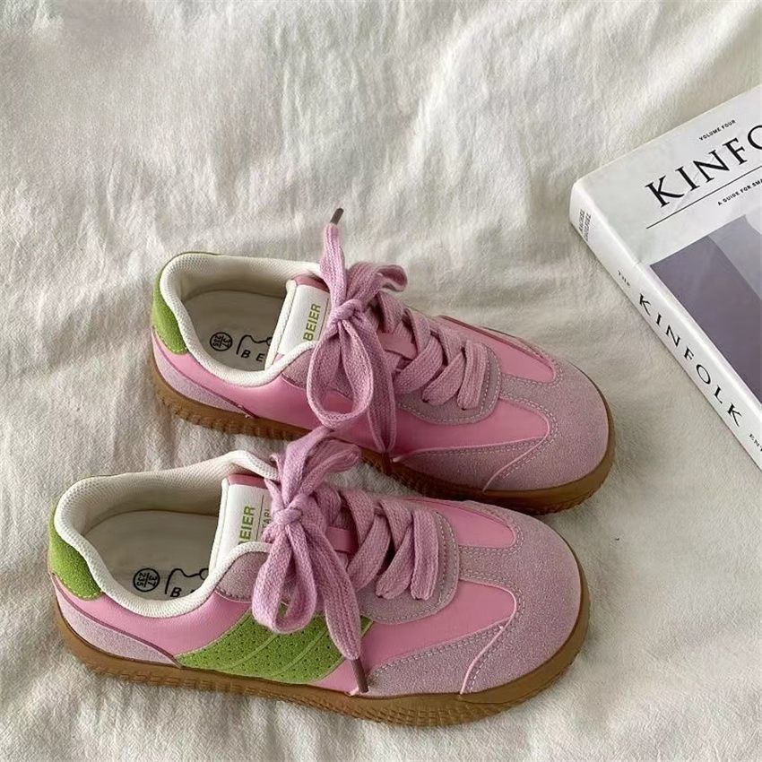 Primavera y otoño nuevo diseño de nicho universal zapatos de skate para mujeres 2024 zapatos de entrenamiento alemán de suela suave zapatos deportivos casuales para mujeres