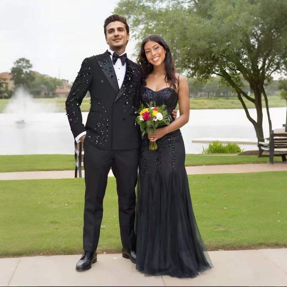 Europa y los Estados Unidos comercio exterior Amazon nuevo engordamiento para hombres de tamaño grande dos piezas con cuentas de clavos de negocios trajes de banquete
