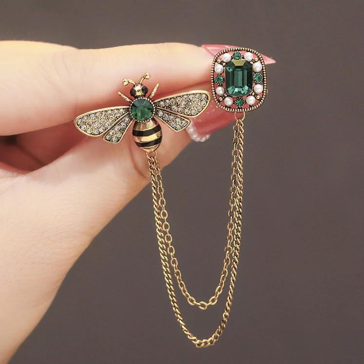 Bee Tassel Emerald For Women, High-end Exquisite Suit Sweater Pin Accessory, Chain Insect Style Brooch_voghion.com