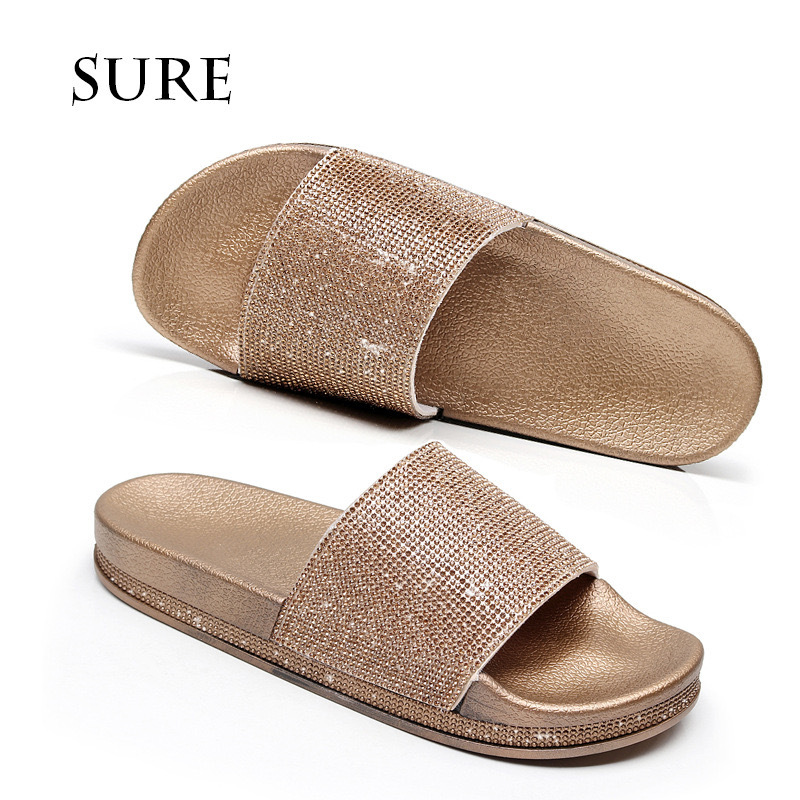 Zapatillas mujer ropa exterior 2023 zapatillas de diamantes moda transfronteriza casual chanclas de fondo grueso sandalias europeas y americanas diamantes de imitación para mujer