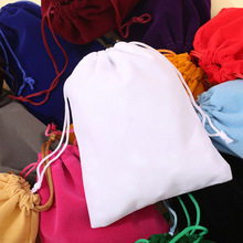 pp�K�q�����K���ڴ�������������ռ{���ڻ�ɫ�q�����������K����