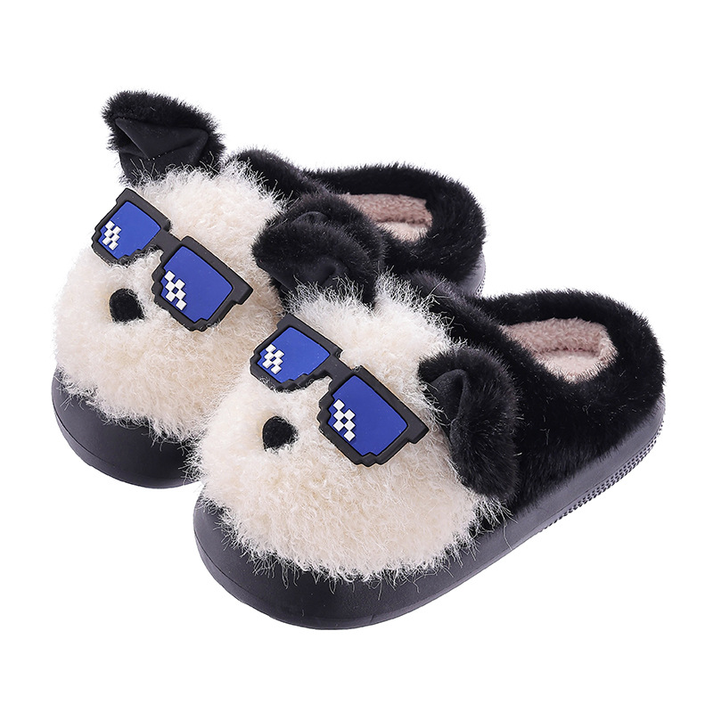 Zapatillas de algodón para mujeres otoño y invierno 2025 nuevo interior antideslizante pisar mierda sensación de fondo grueso zapatillas de peluche para hombres