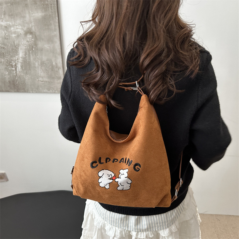 Bolsas de gran capacidad, bolsas de invierno nuevas bolsas de dibujos animados lindas bolsas de peluche, bolsas especiales de este año, bolsas casuales populares para mujeres