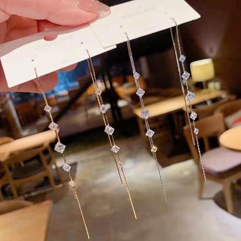 earrings with zircon with tassels