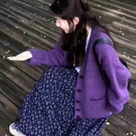 韩系复古软糯慵懒风针织开衫高级感超好看减龄紫色毛衣外套女秋季