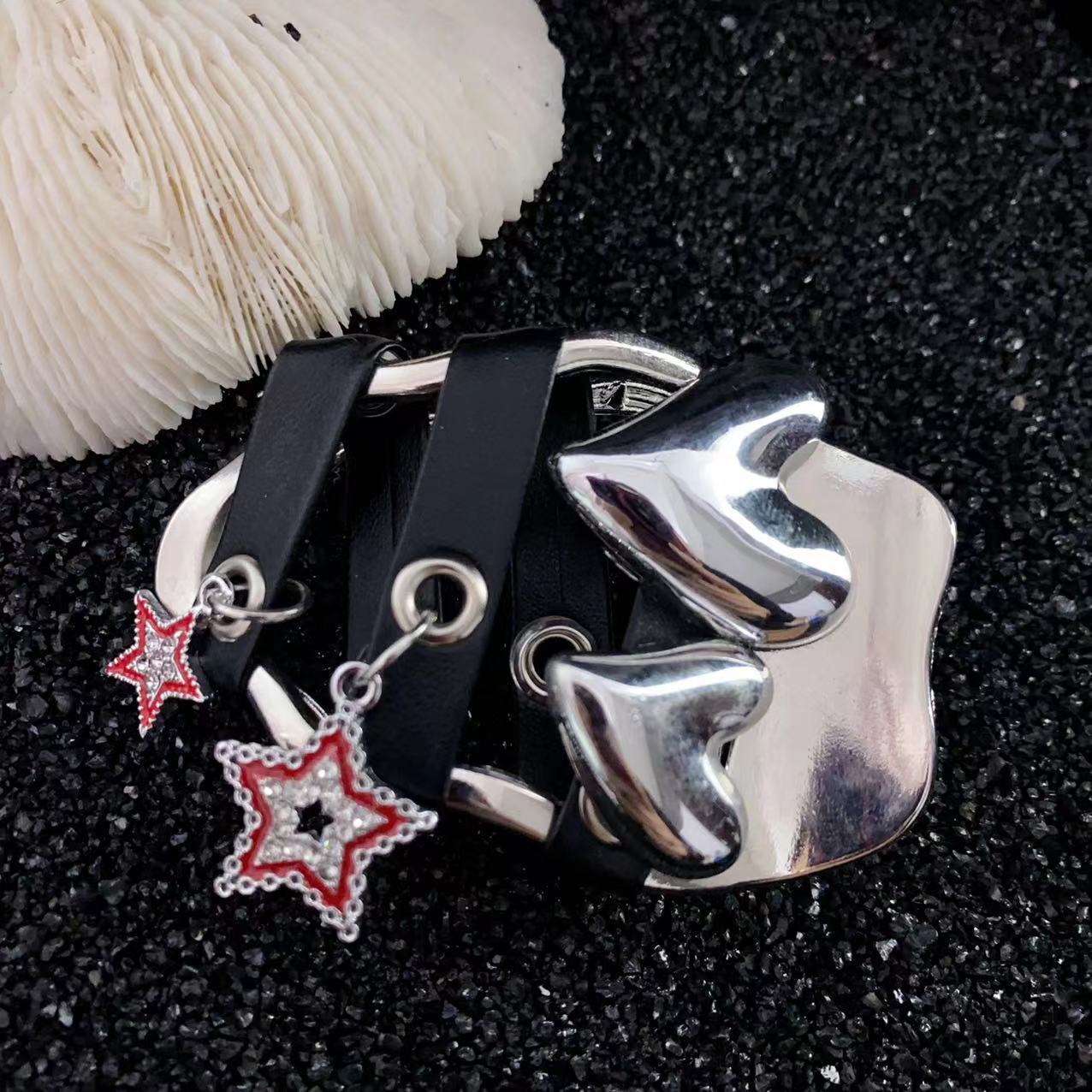 New sweet cool punk leather lovely rhinestone star Small pendant design hairpin bangs clip duckbill clip hair accessories