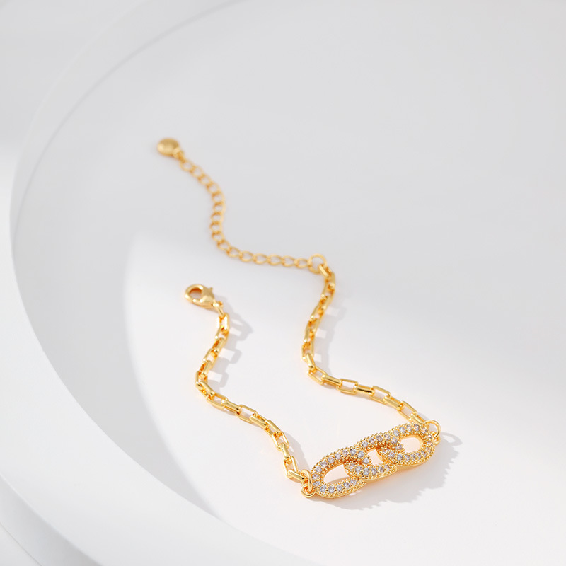 Retro Oval Copper Inlay Rhinestones Bracelets 1 Piece