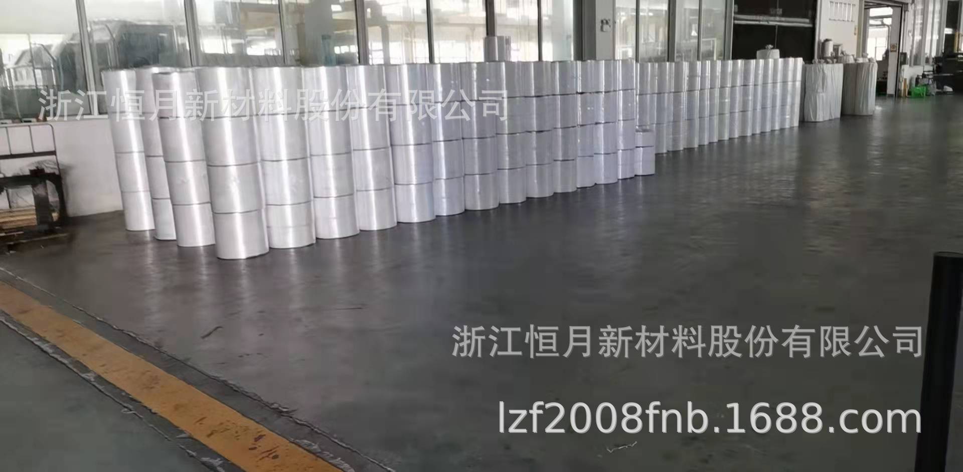 夏季口罩光面布面料。夏季口罩光滑无纺布，夏季透气清凉无纺布