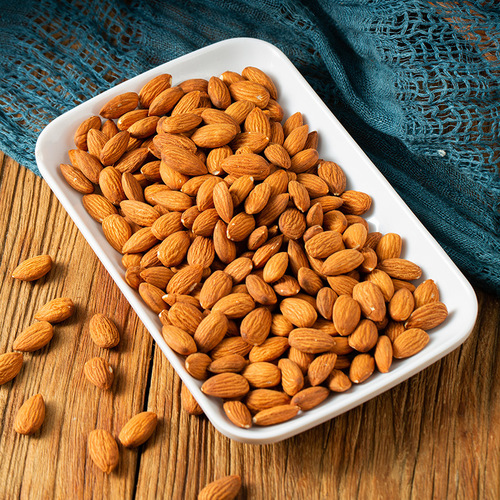 500g blanched almond, toasted almond, baked cheese date as raw material