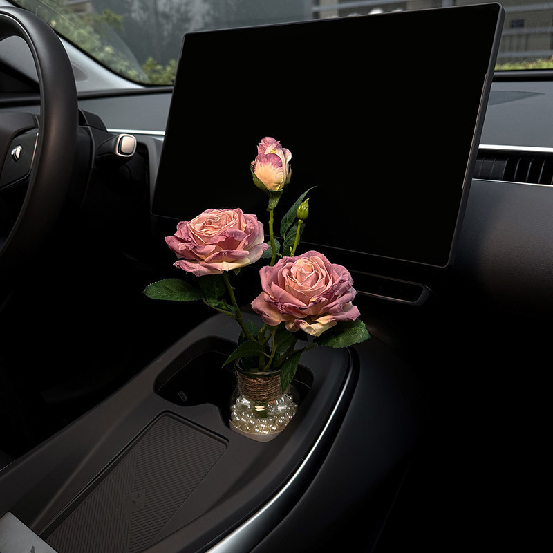 Car Ornaments, French-Style Oil Painting with Burnt Edges, Simulated Roses, Car Interior Decorations, Car Aromatherapy, Water Cup Holder Decoration, High-End for Women