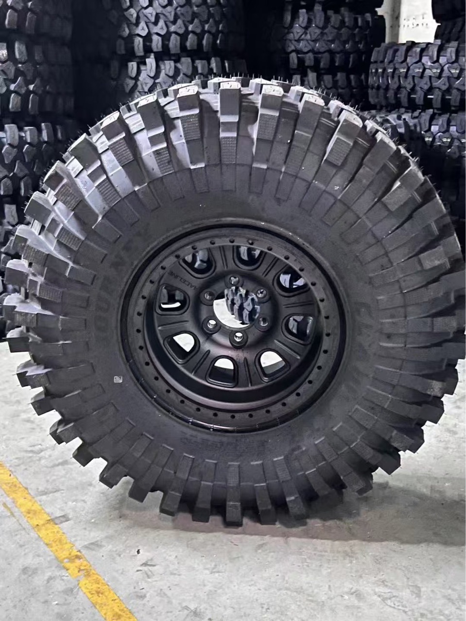 Genie Mt Rock Climbing Trail Tire 43X15.5-17 40X13.5-16 40X13.5-1737X 12.5-17
